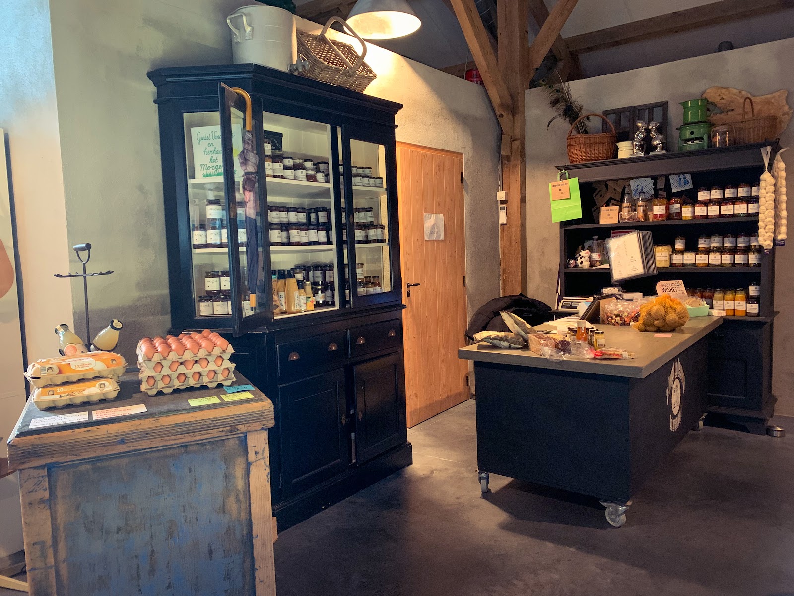 Boerderijwinkel 't Loopt in de Soep, ook verkoop van kalfsvlees — foto 5