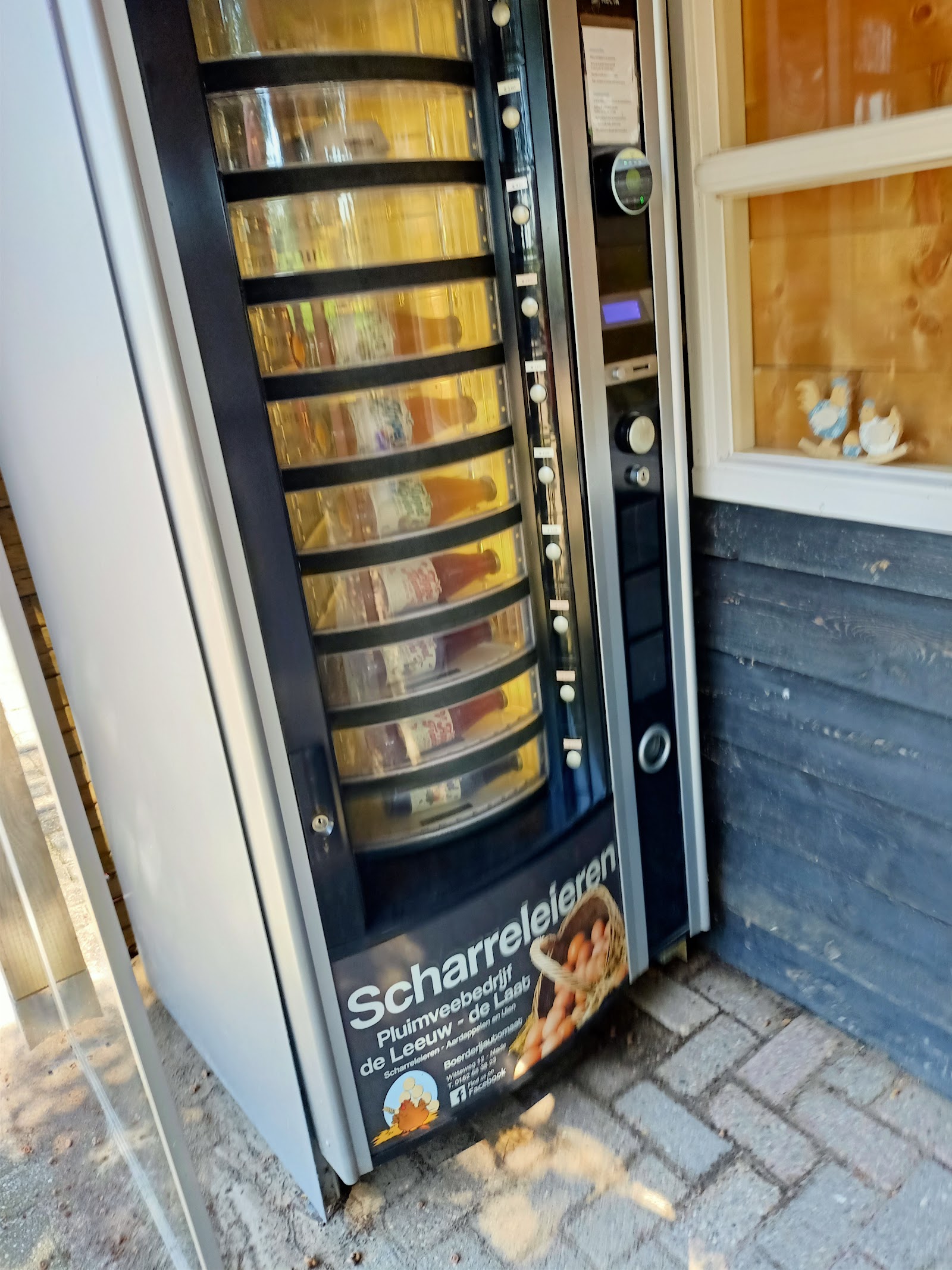Eierautomaat De Leeuw De Laat — foto 3