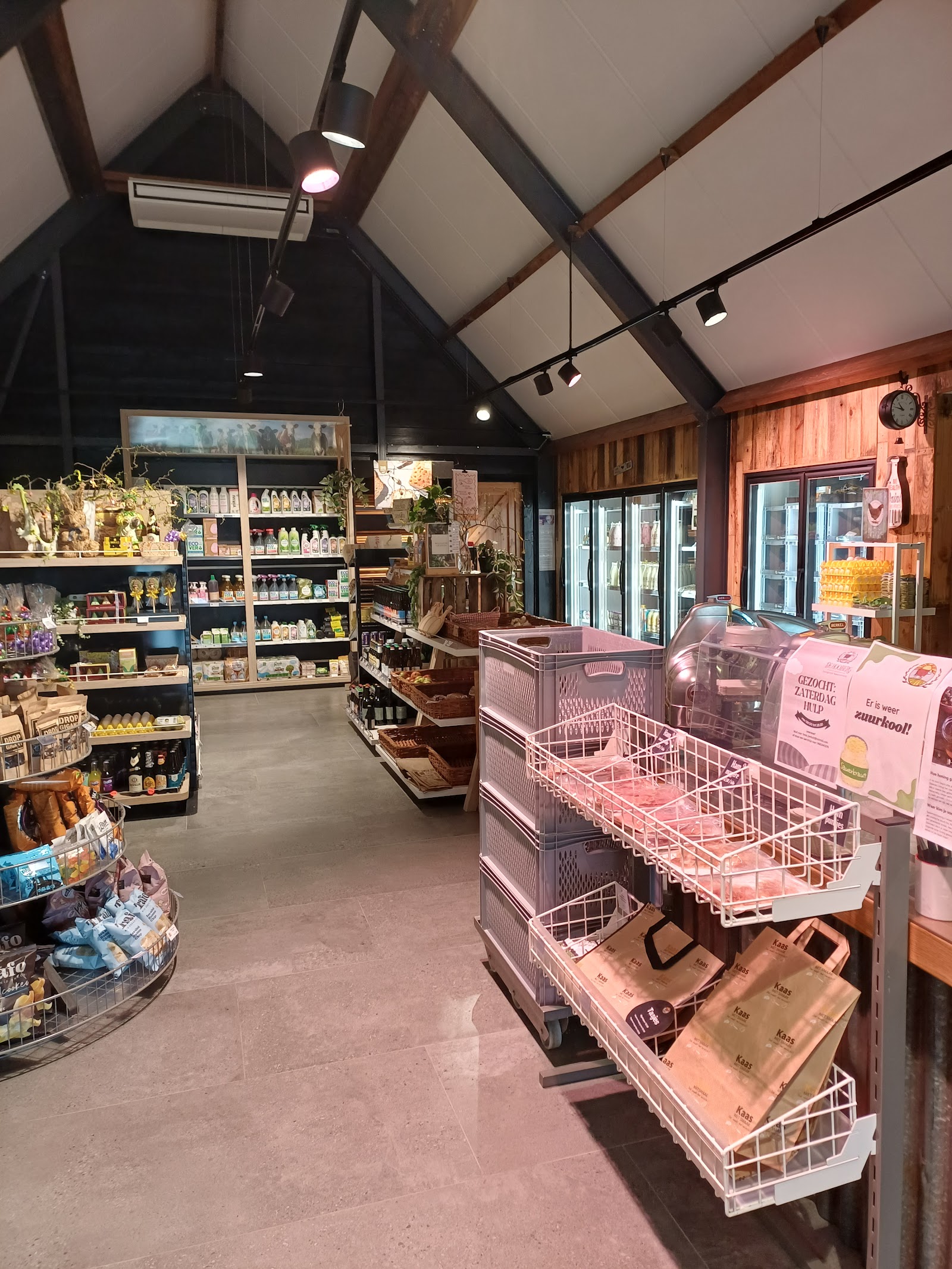 De Hooiberg Biologische Kaasboerderij & Farm shop — foto 2
